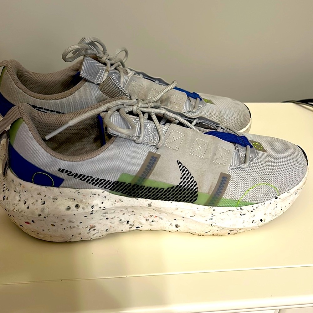 Men’s Recycled Nike’s